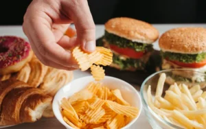 Thực Phẩm Chế Biến Sẵn: Nguyên Nhân Gây Tử Vong Sớm Hơn Cả Thuốc Lá