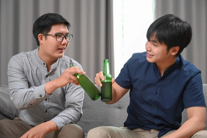 4 Thói Quen Khiến Nam Giới Trẻ Tuổi Gặp Vấn Đề Sinh Lý Sớm